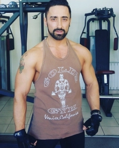Mugur