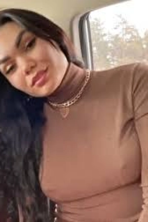 Dina Hot Mom